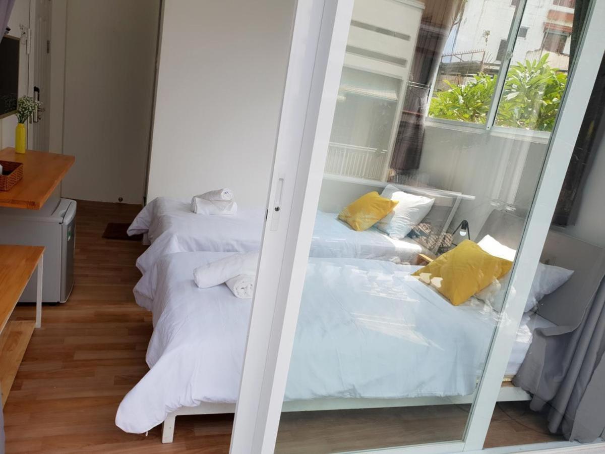Yelo Hostel & Cafe Ho Či Minovo Město Exteriér fotografie